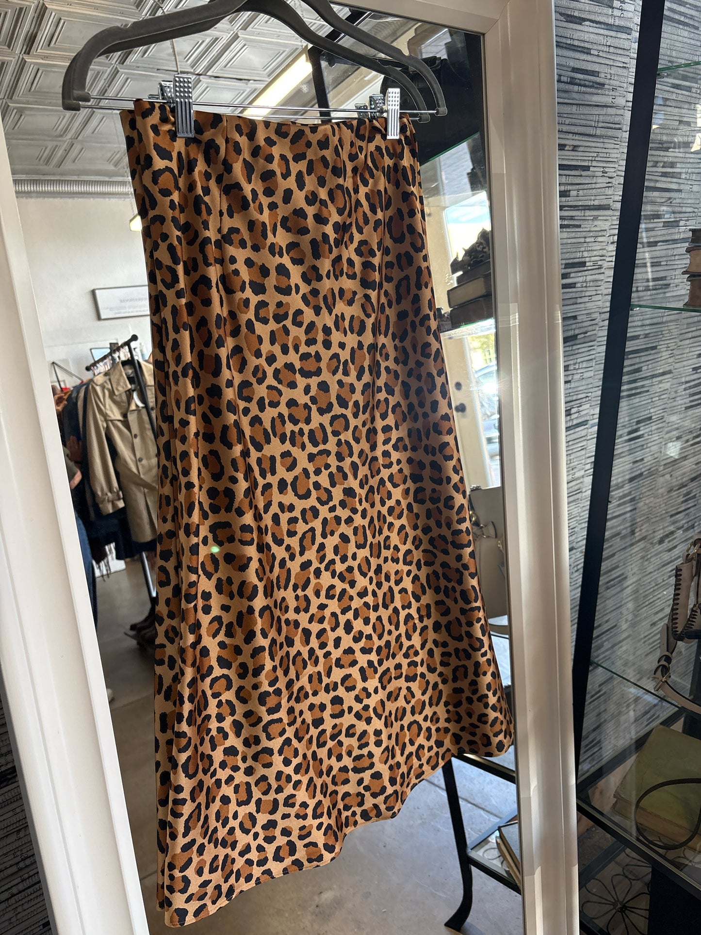 ANN TAYLOR Size XSP Tan/Brown Cheetah Skirt