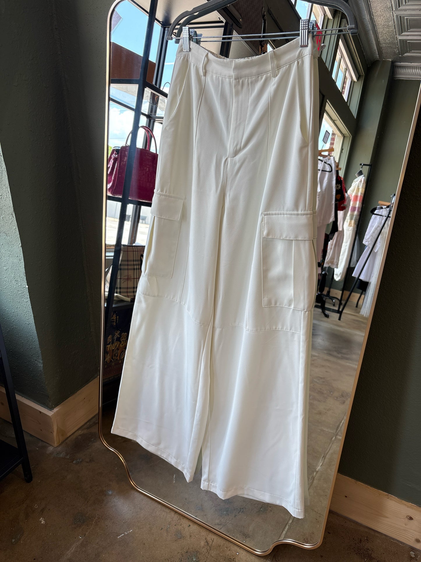 do & be Size M off white Pants