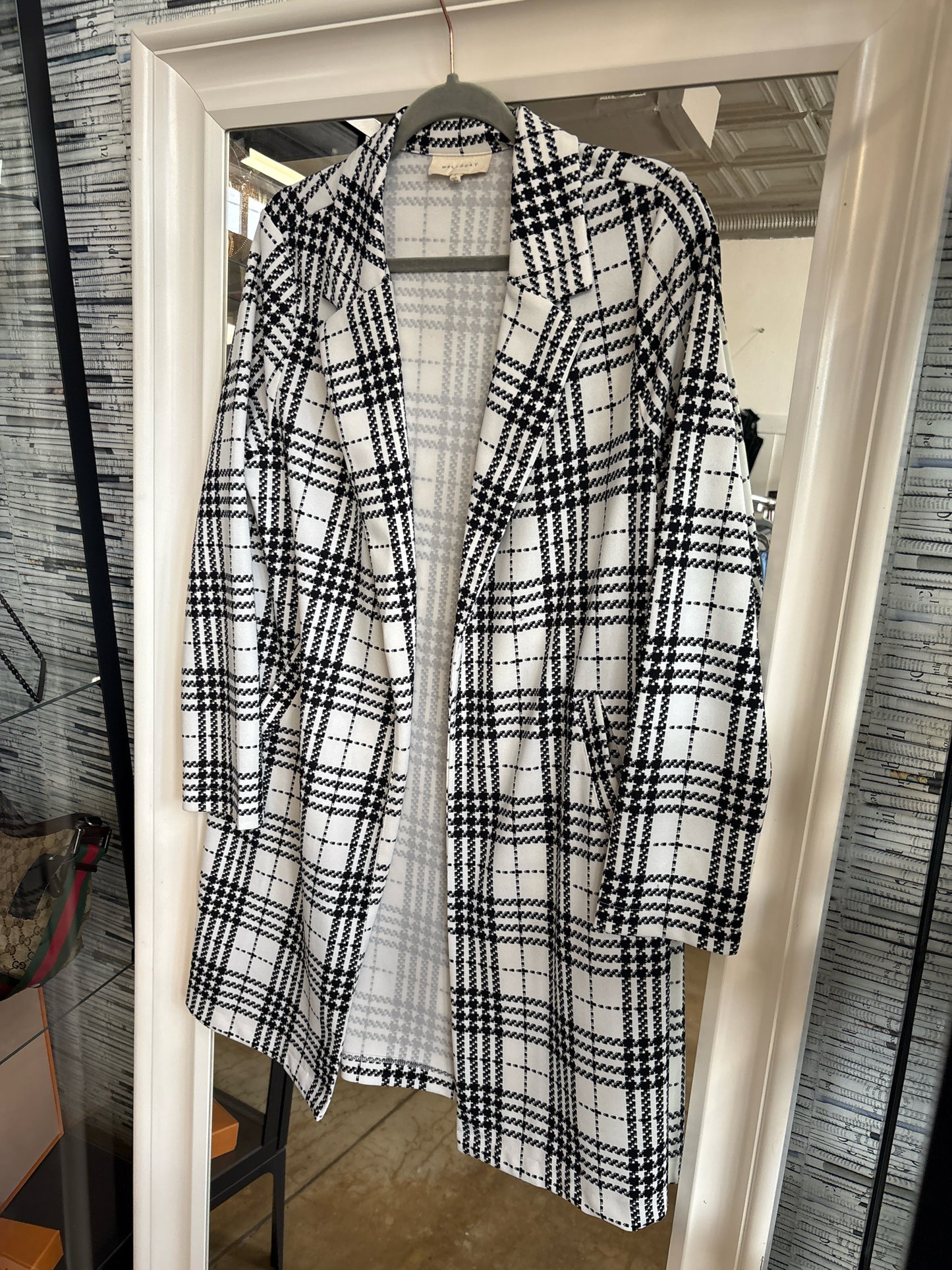 Mello Day Size S B&W Plaid Jacket