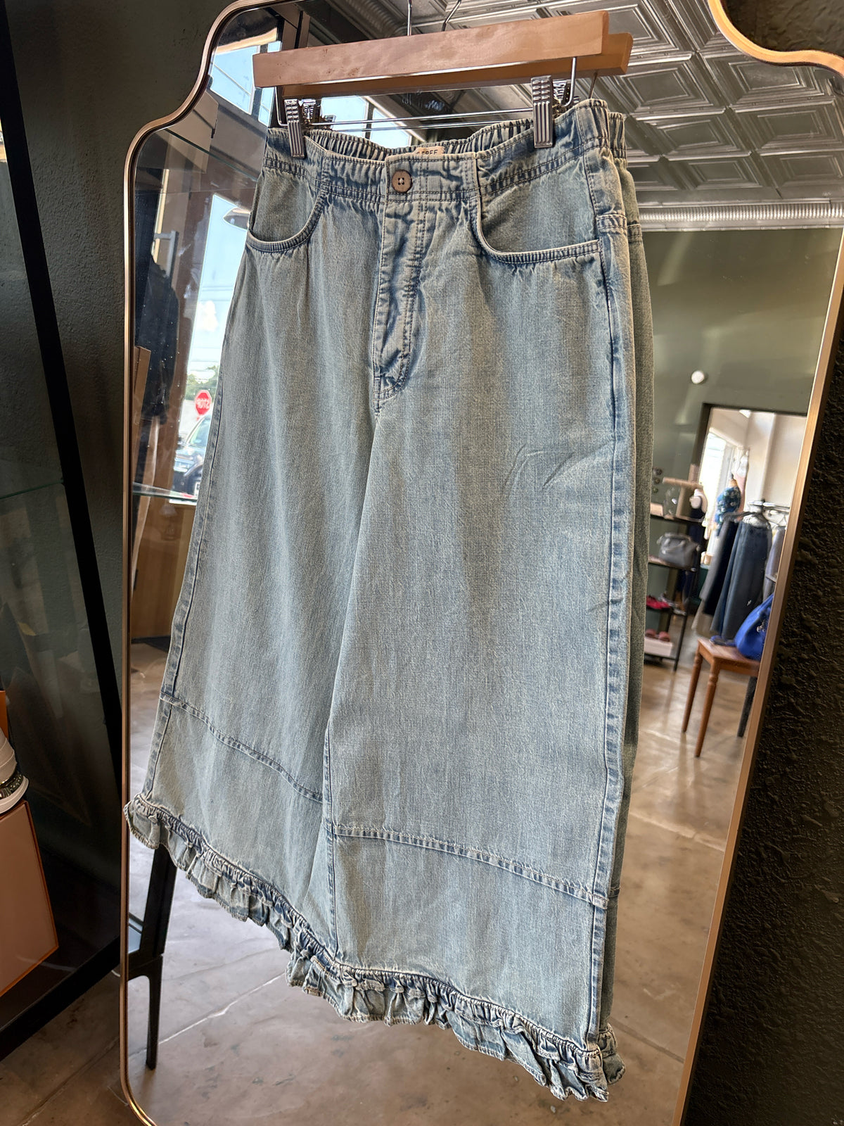 We The Free Size XS Chambray Pants