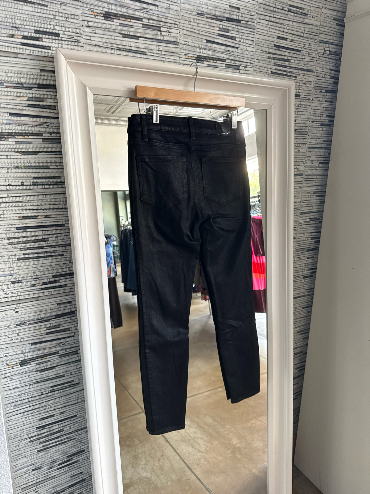PAIGE Size 27 Black Pants