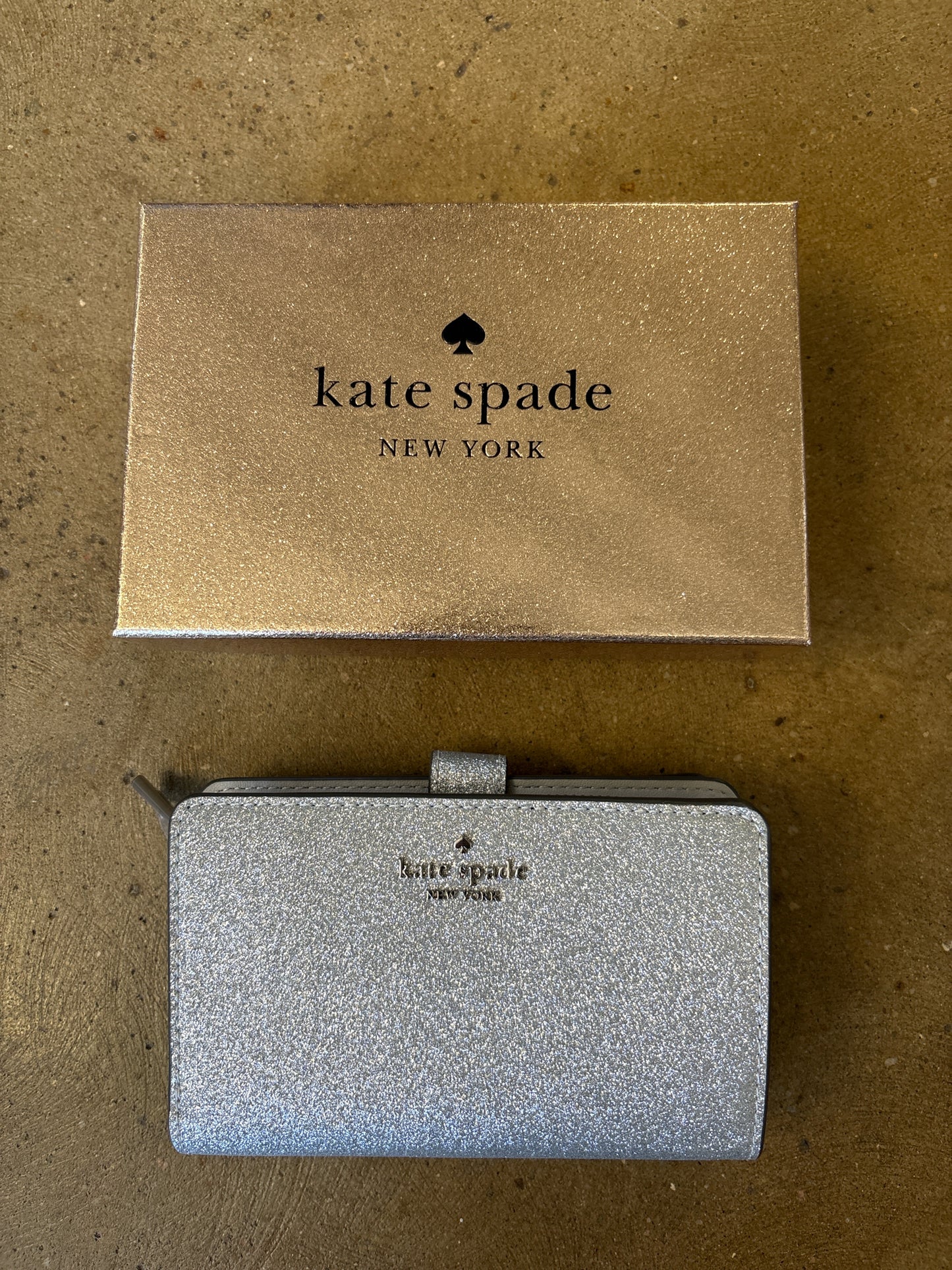 Kate Spade Silver Wallet/Wristlet