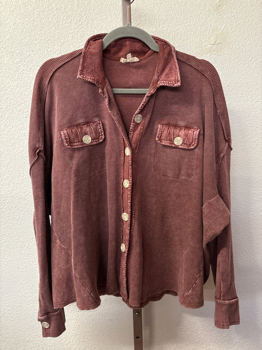 Easel Size M Maroon Top