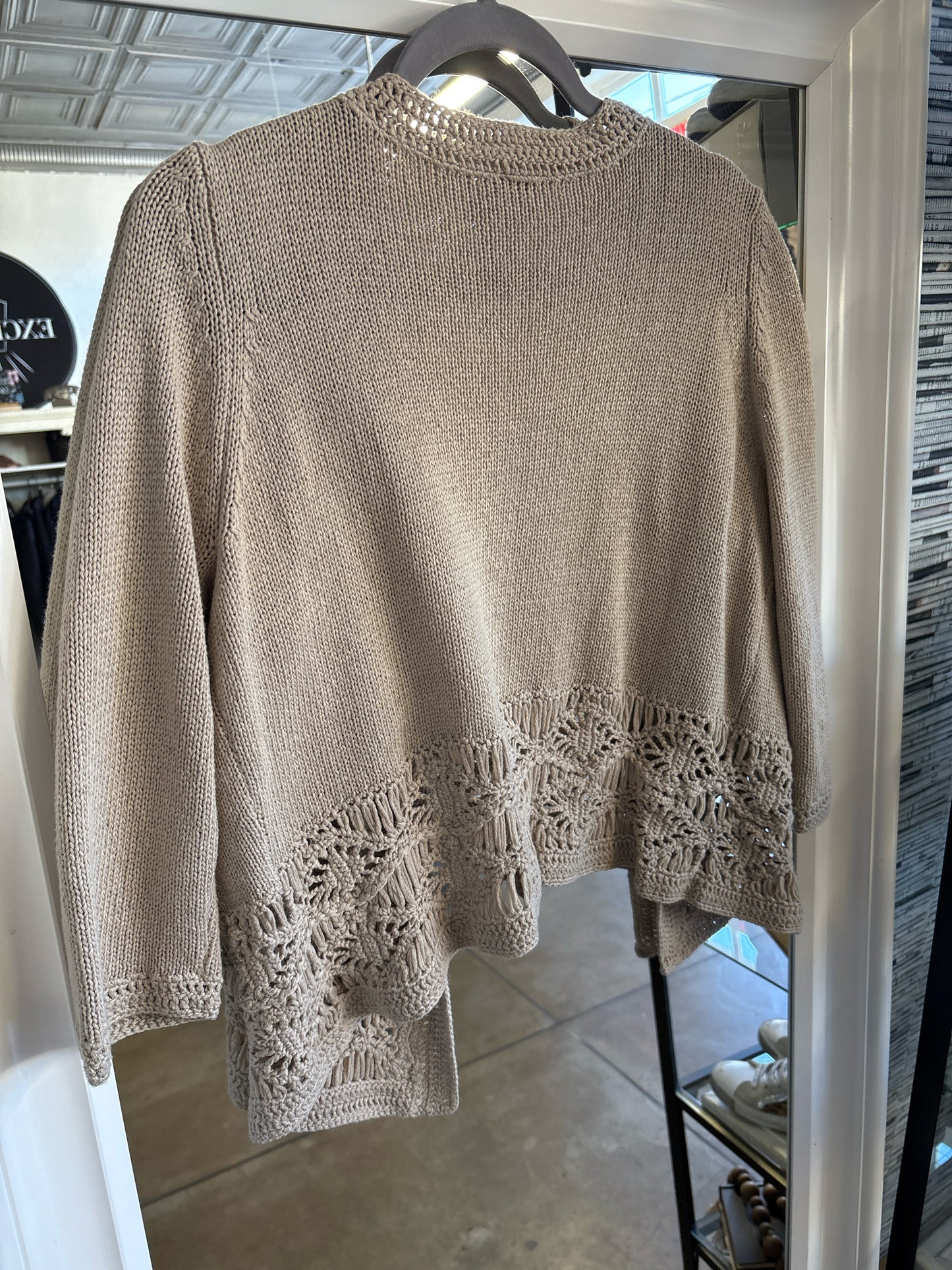 CHICO'S Size 2 Tan Knit Cardigan