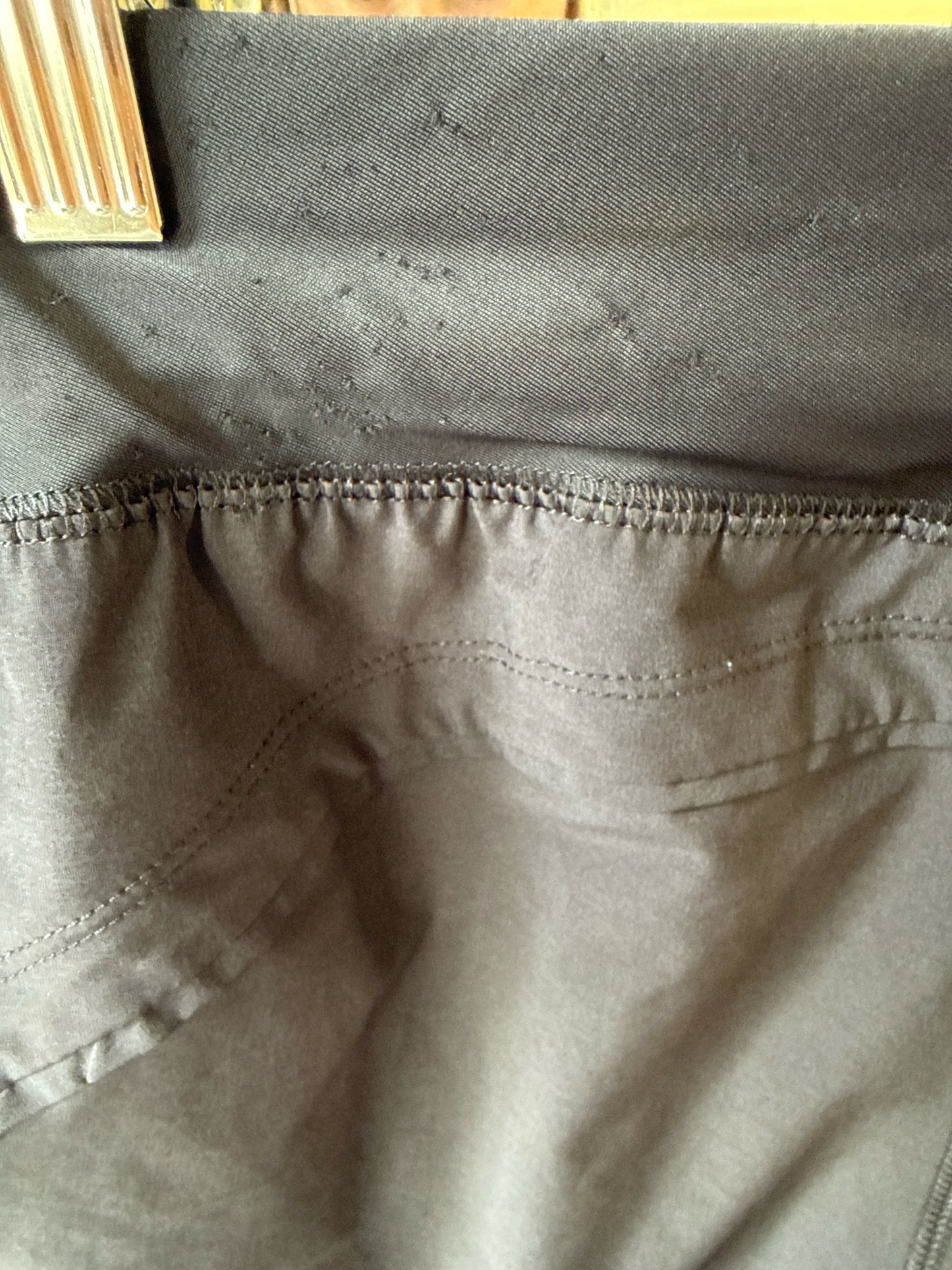 Lands End Size 14 Black Shorts