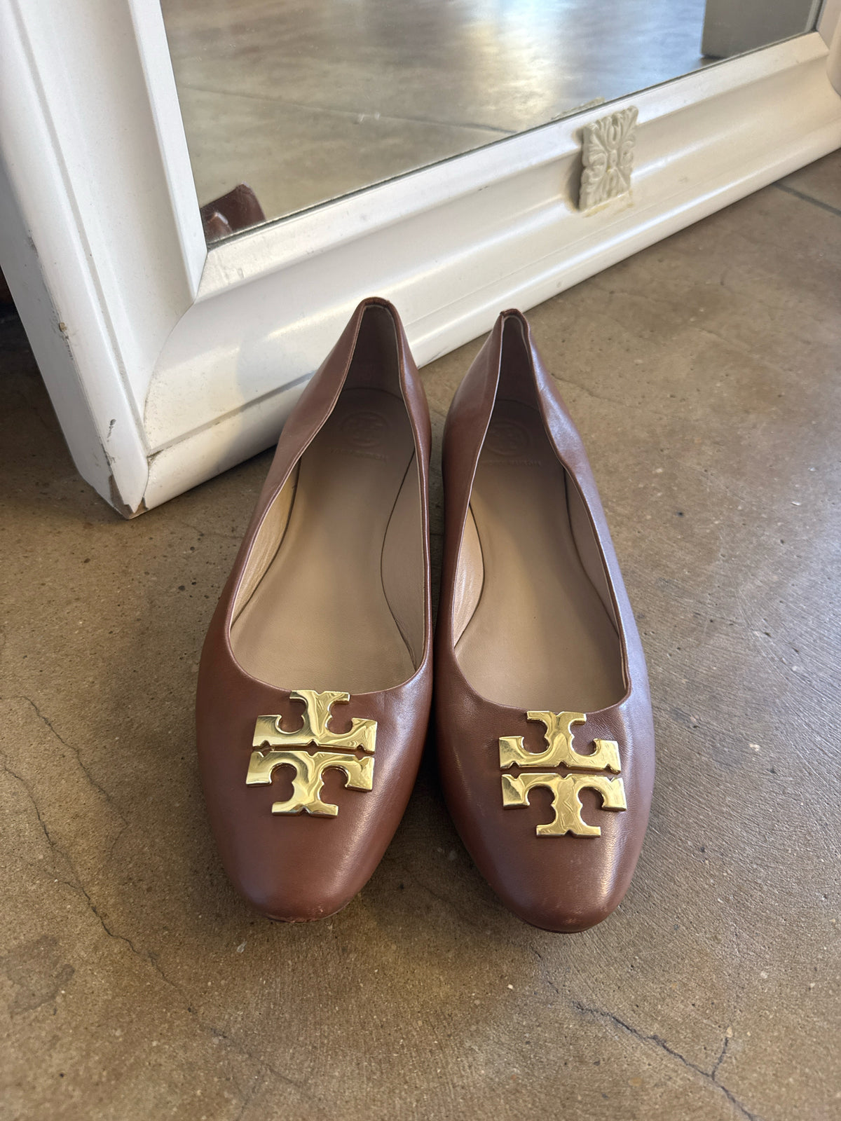 Tory Burch Shoe Size 8.5 Brown Flats