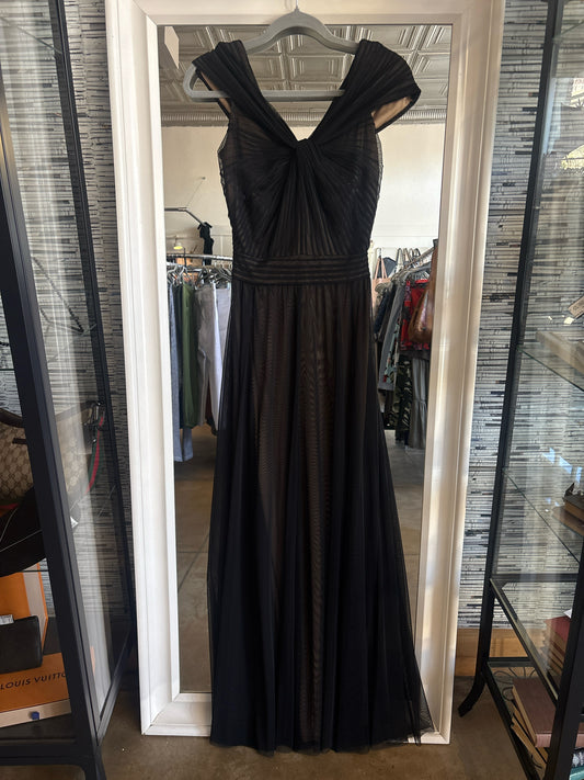 TADASHI SHOJI Size 2 Black Full length Formal