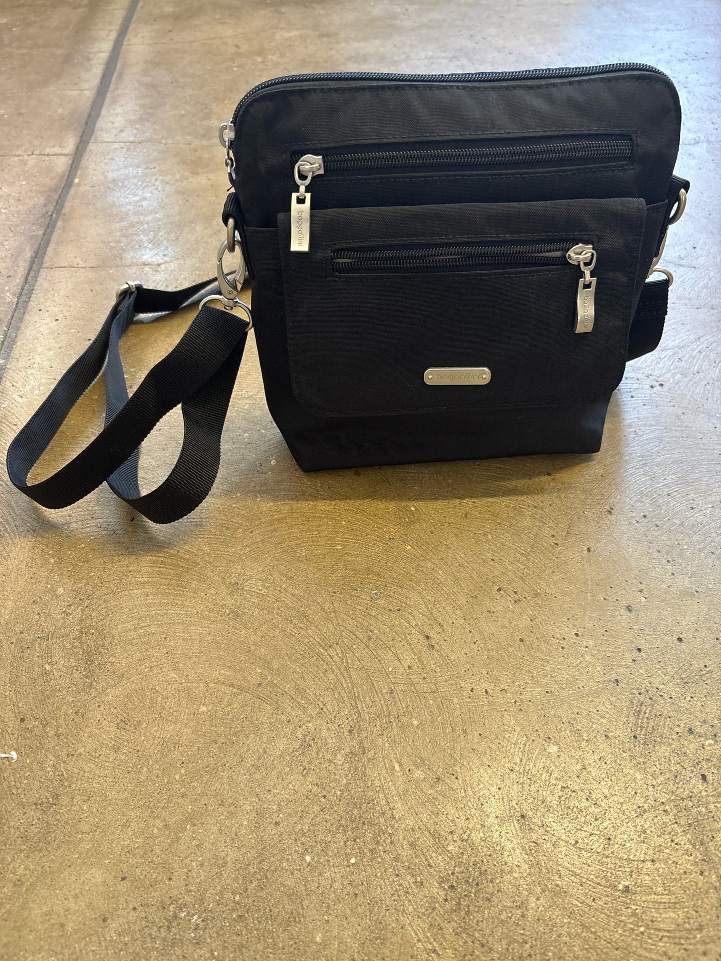 Baggallini Black Bag