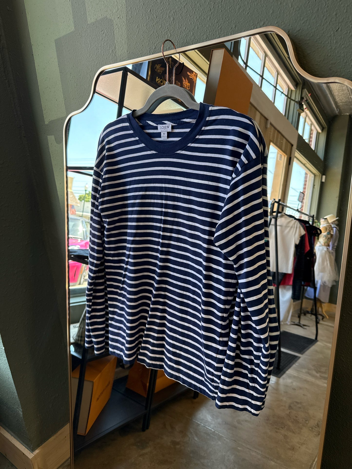 j crew Size XS Blue/White Tee
