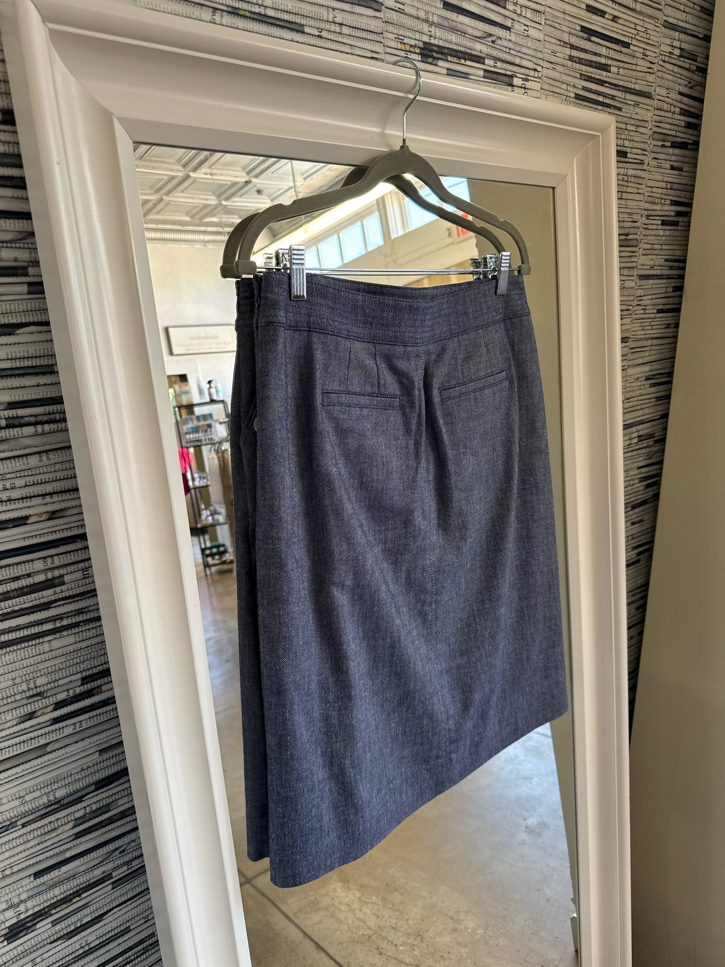 TALBOTS Size 8P Denim Skirt