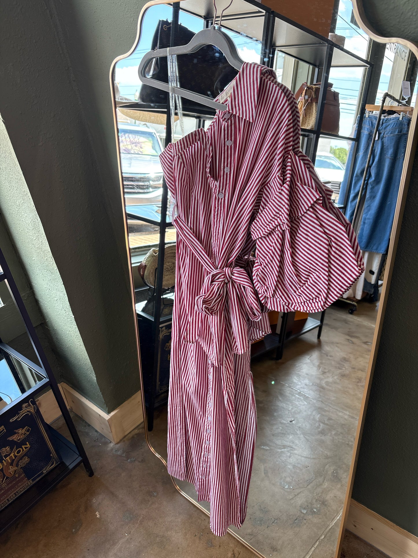 Hot & Delicious Size M red and white Dress