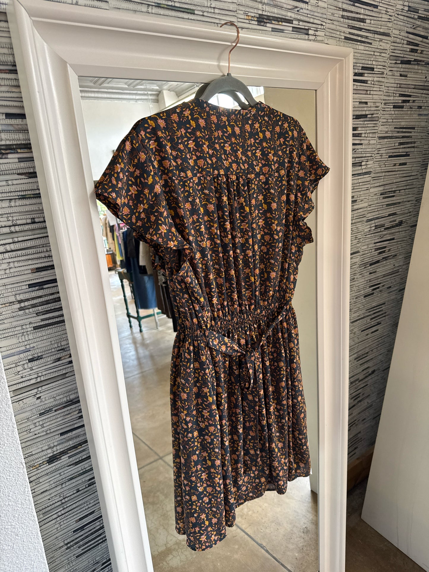 Dr 2 Size XL Blue/Yellow Floral Dress
