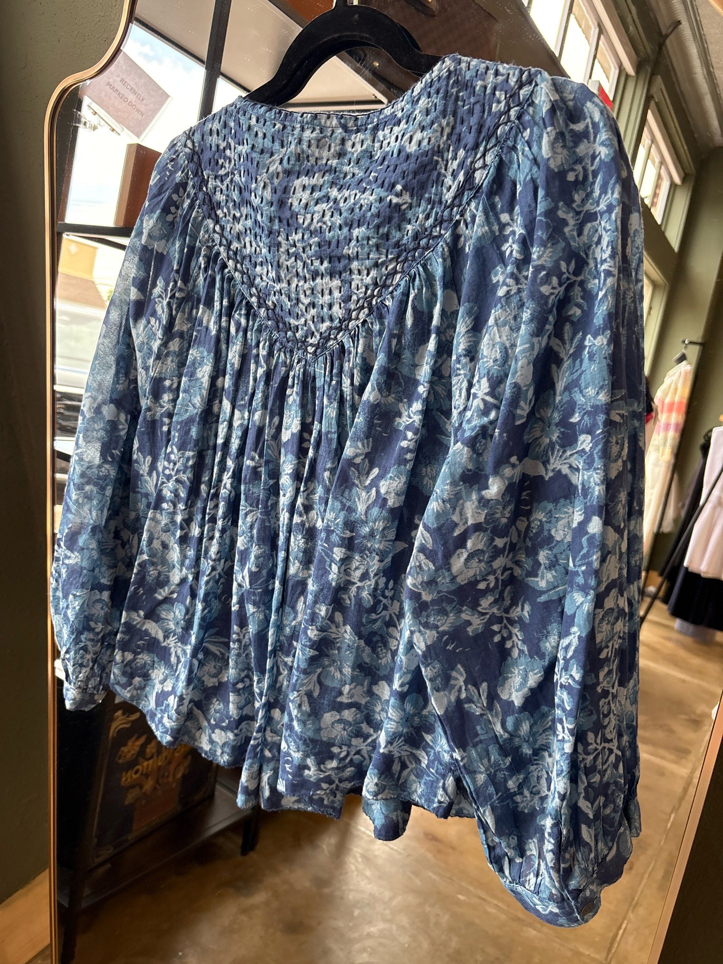 We The Free Size XS Blue Top