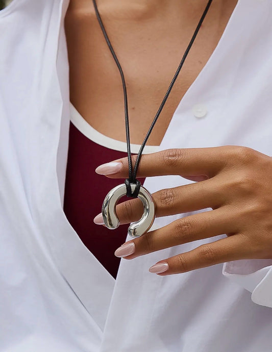 Flanerie Necklace