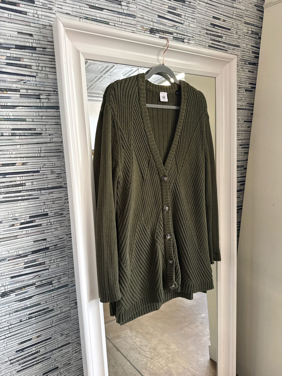 Cabi Size M Green Cardigan