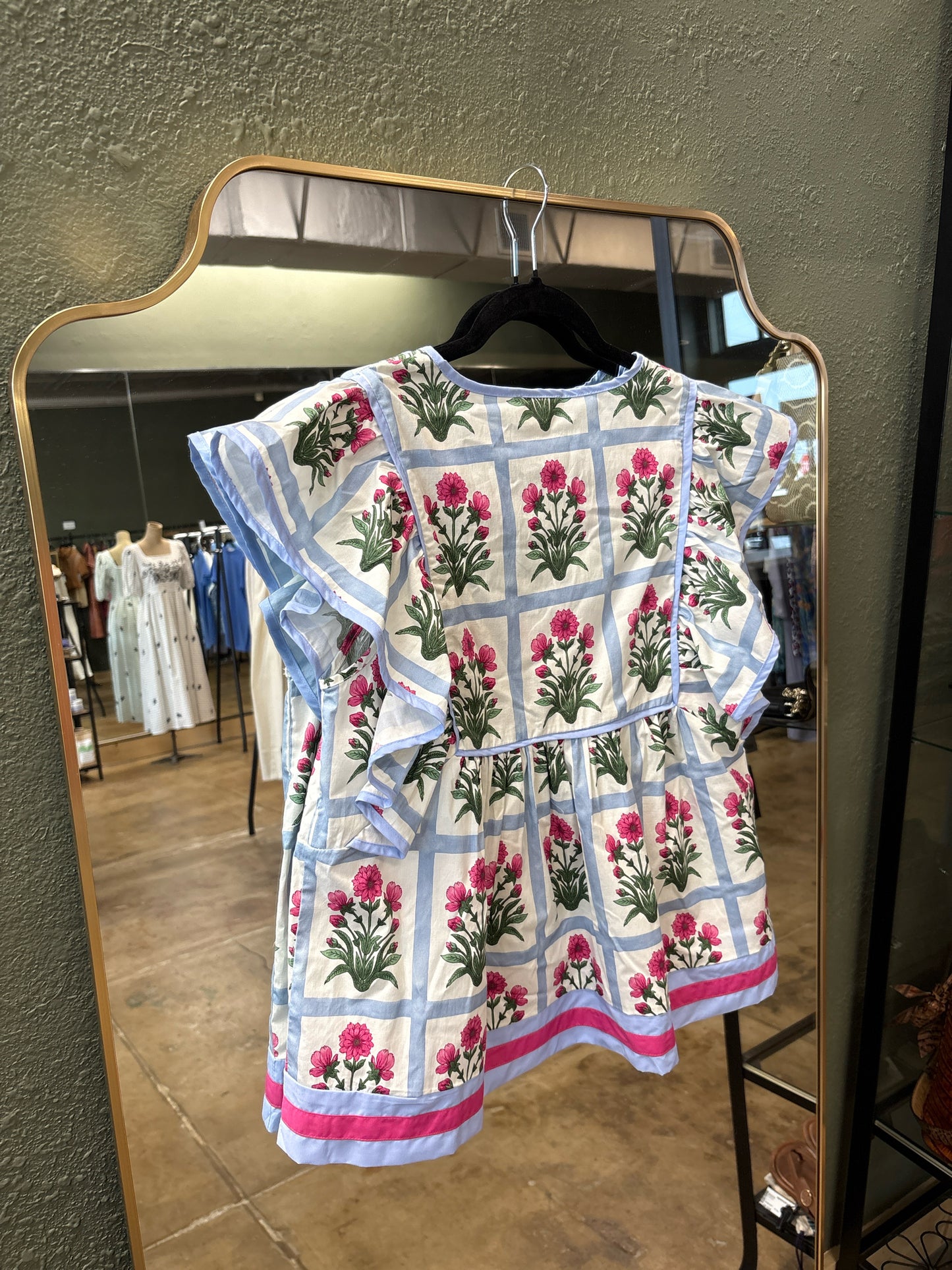 entro Size M Blue/Pink Top