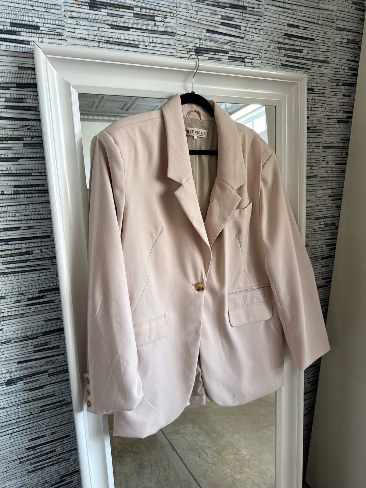 free people Size L Cream Blazer