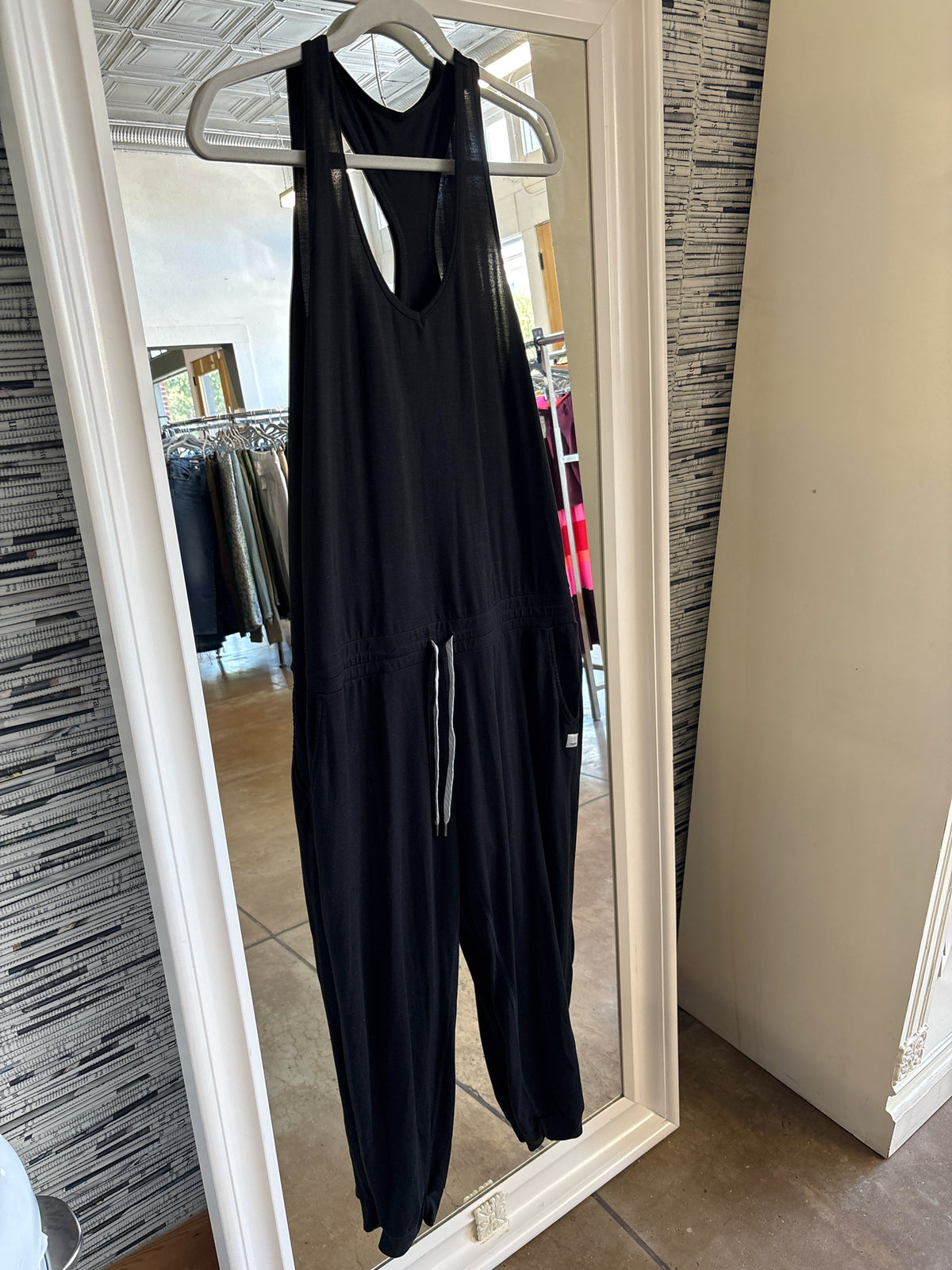 Vuori Size M Black Romper