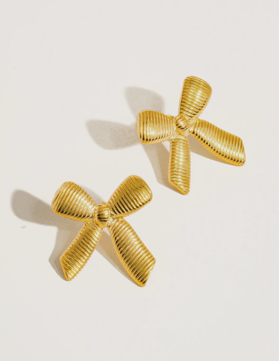 Flanerie Gold Bow Earrings