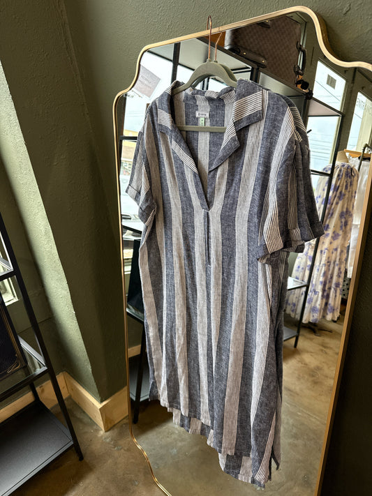 Susina Size M Denim/White Dress
