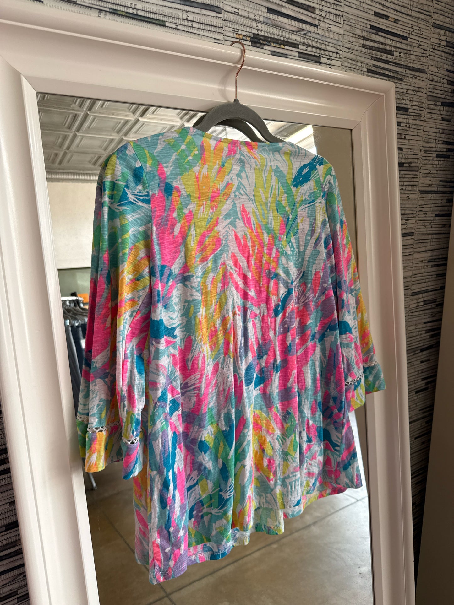 Lilly Pulitzer Size XS Pink/Blue Top