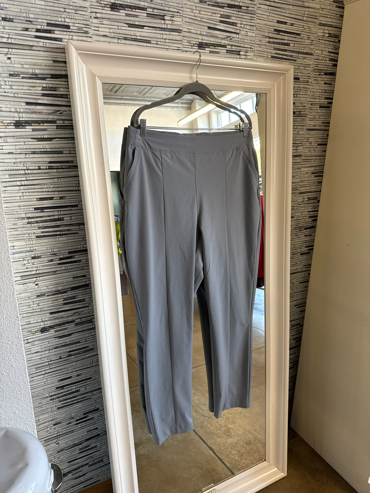 Columbia Size L Gray Pants
