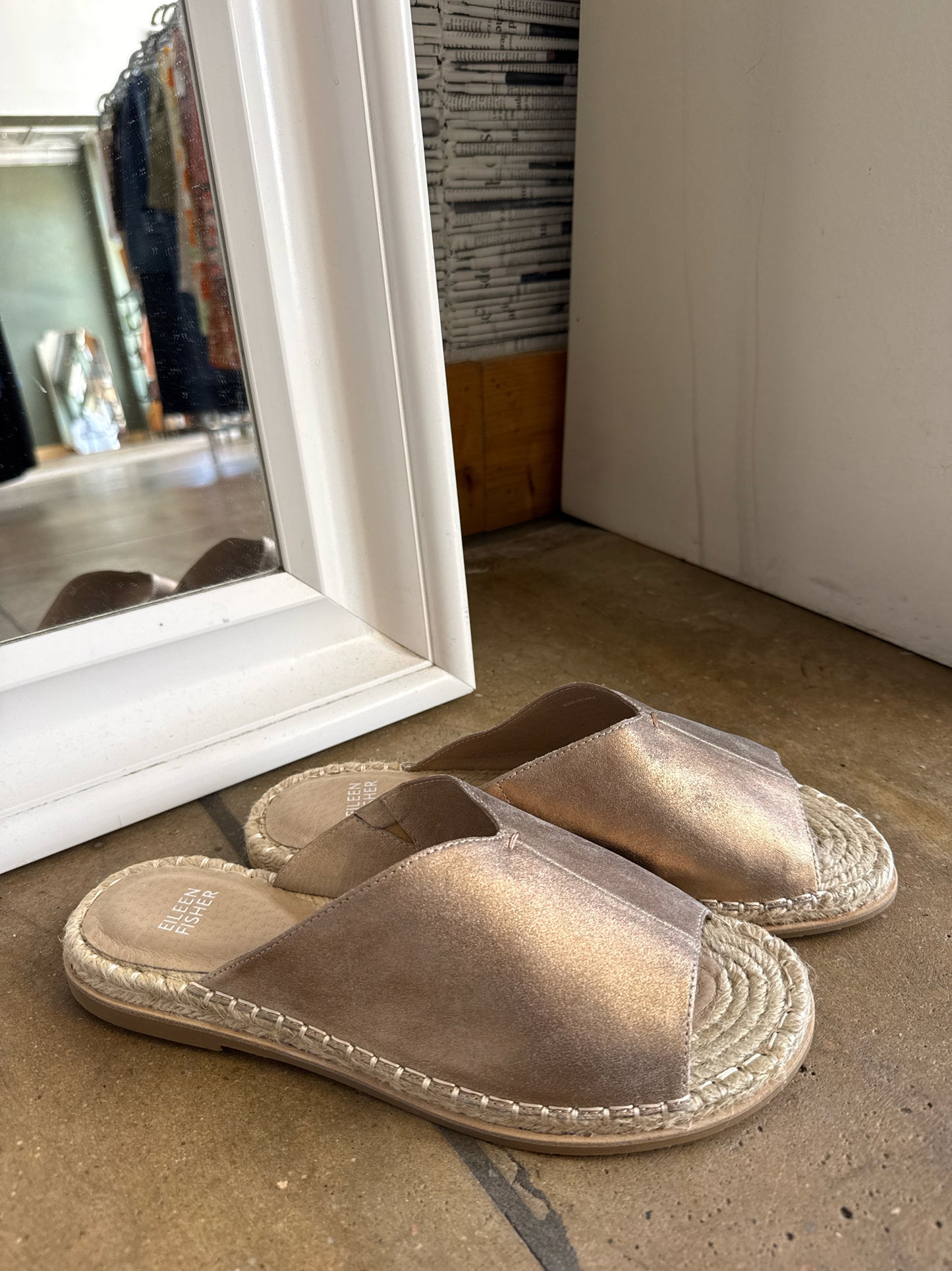 EILEEN FISHER Shoe Size 10 Bronze Sandals