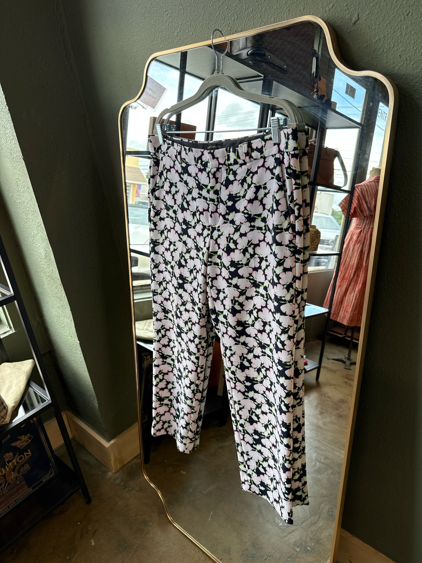 Banana Republic Size 10 Navy/Purple Pants