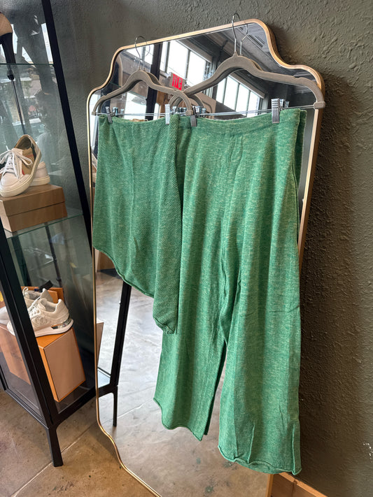 free-est Size XS Green Top & Pant Set