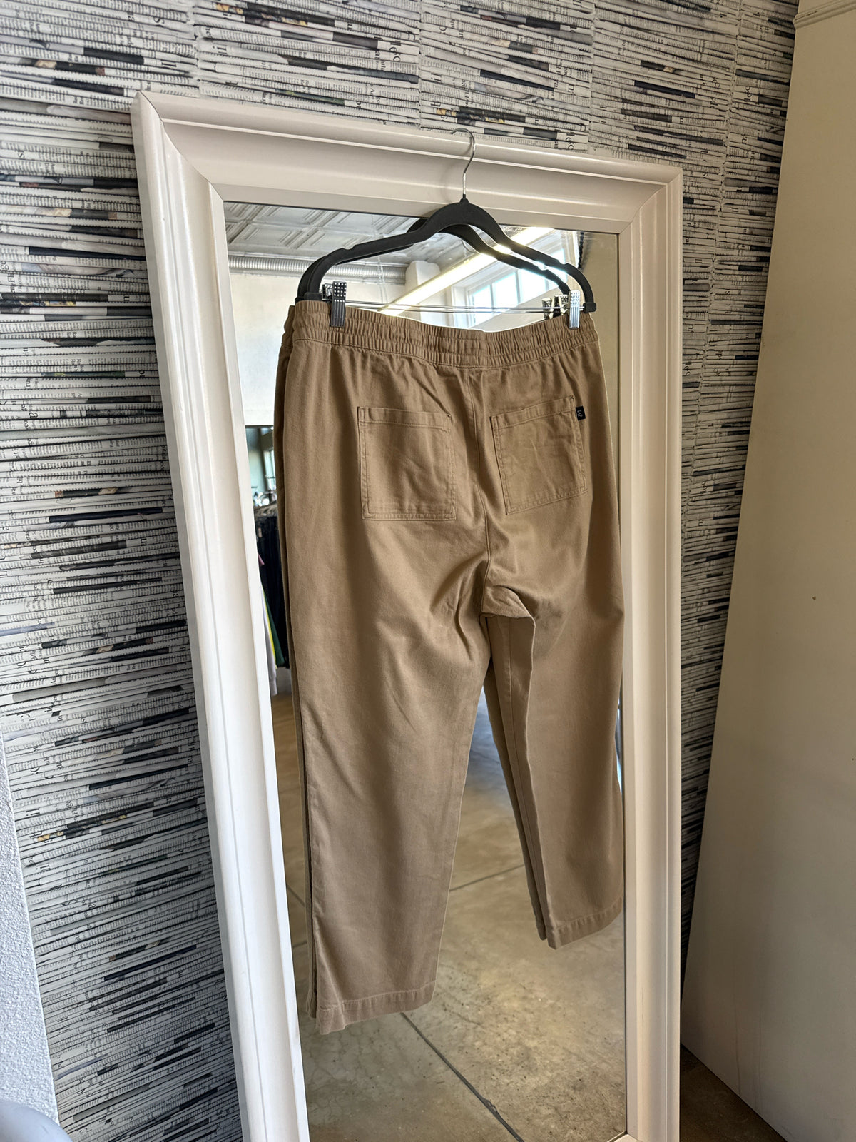GAP Size L Tan Pants