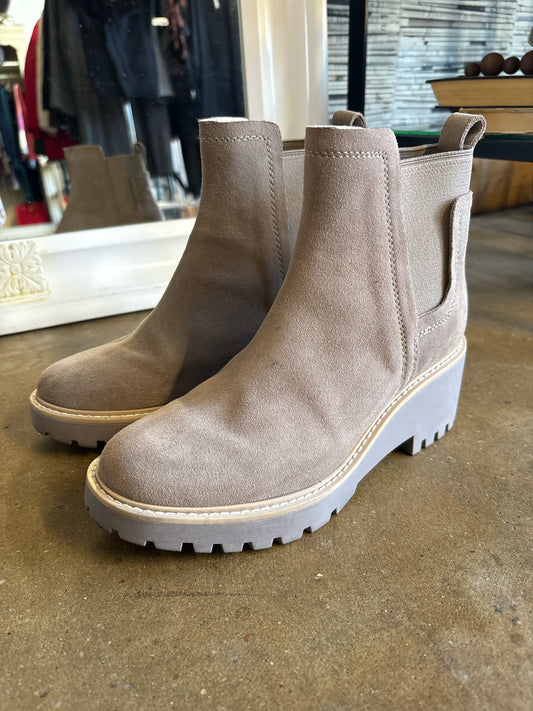 Dolce Vita Shoe Size 8 Tan Boots