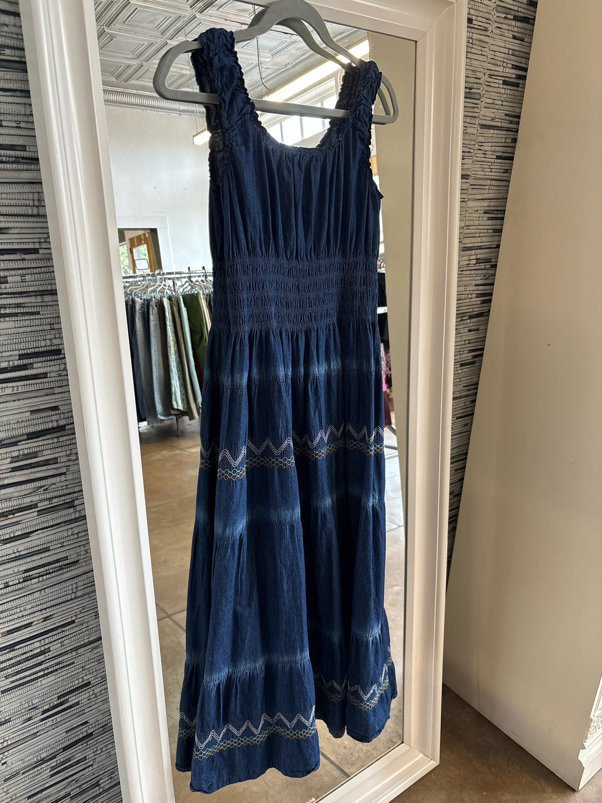 Indigo & Lace Size L Jean Dress