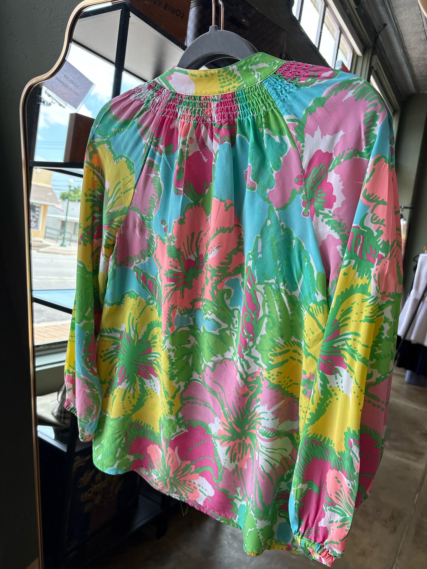 Lilly Pulitzer Size XS multi Top