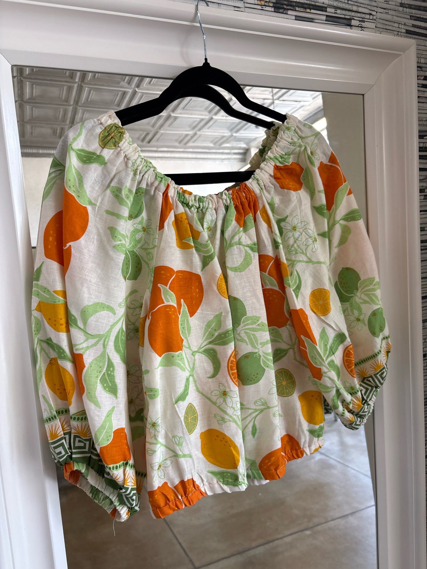 Rachel Zoe Size S cream + orange Top