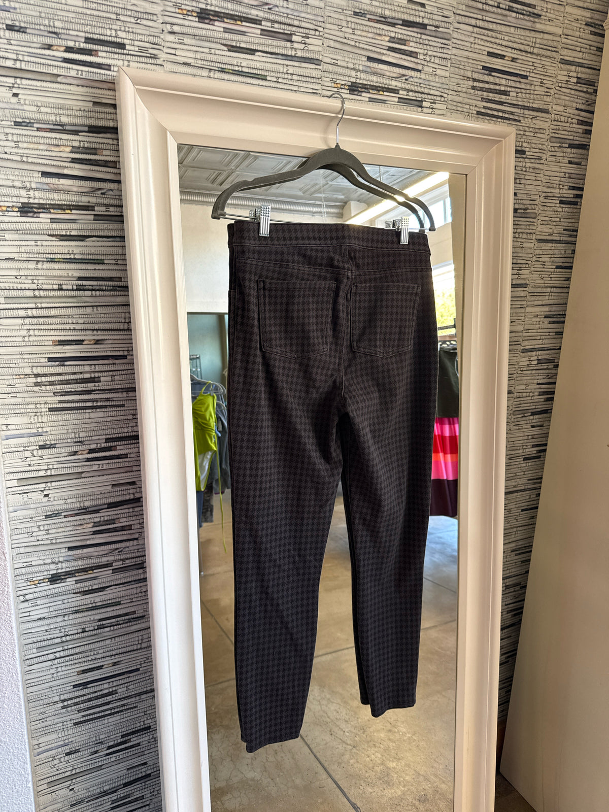 Spanx Size L Black Pants