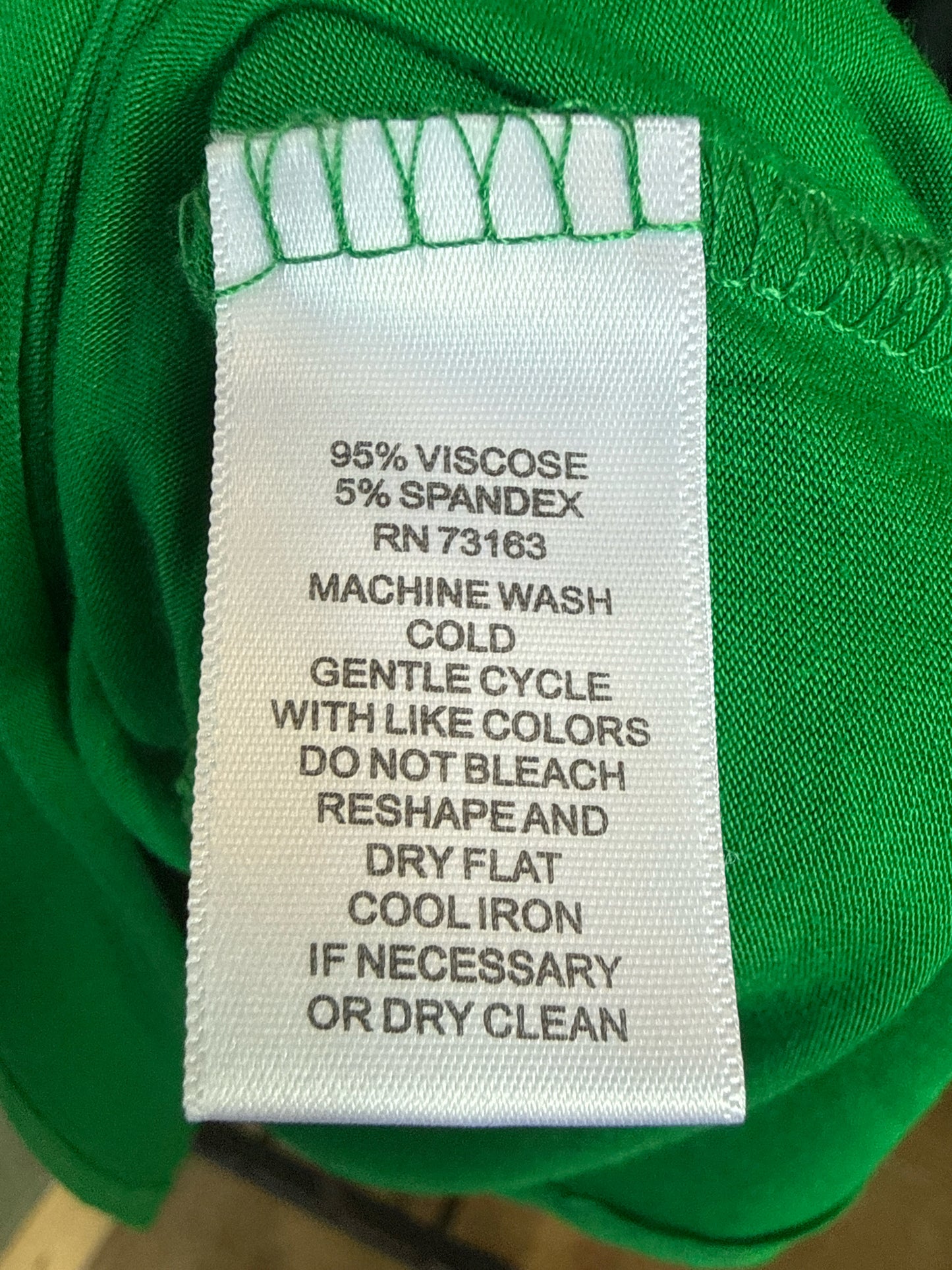 Cable & Gauge Size L Green Tee