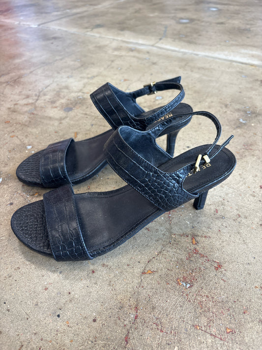 kenneth cole Shoe Size 8.5 Black Heels