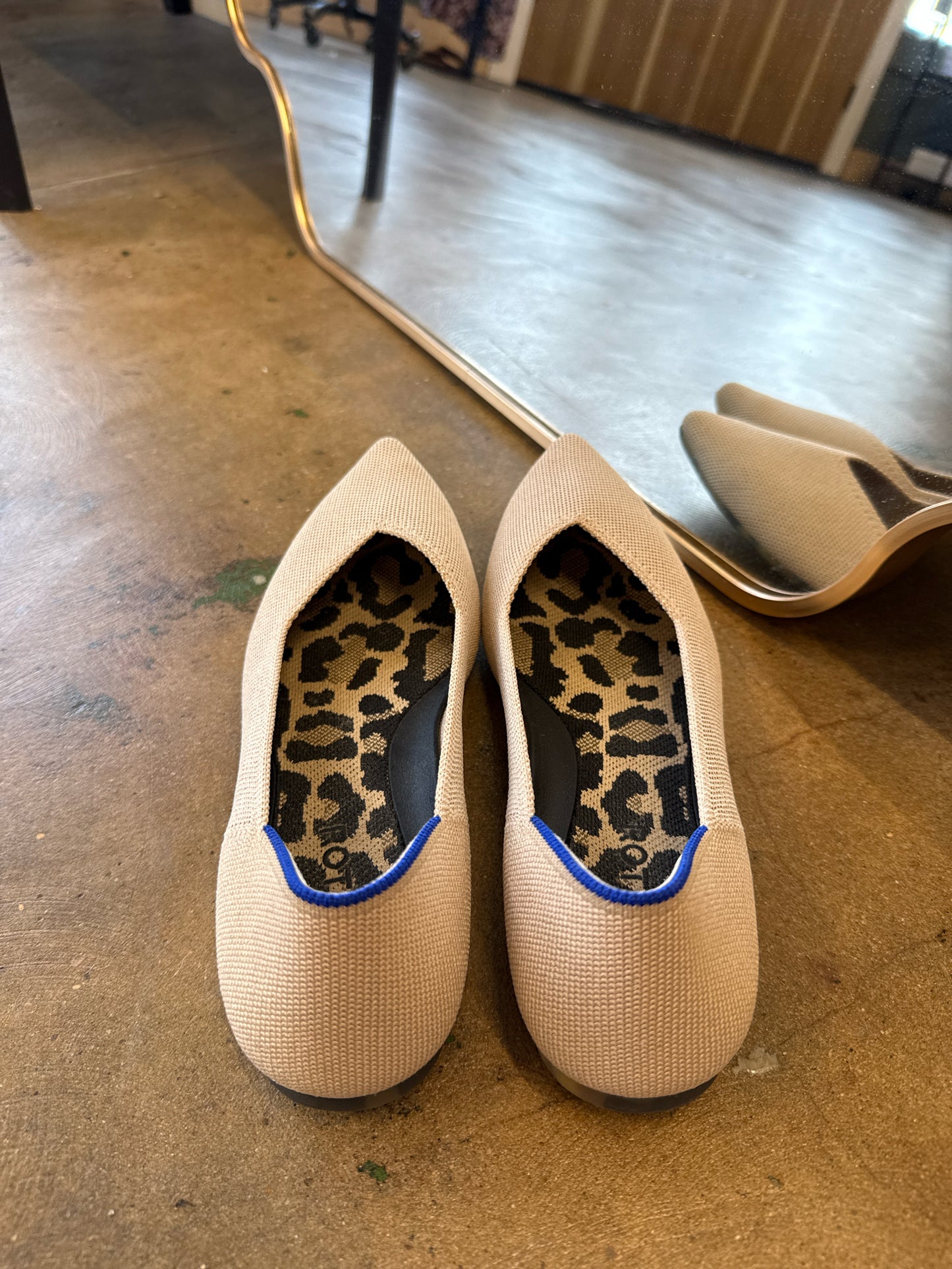 ROTHY'S Shoe Size 8 Tan Flats