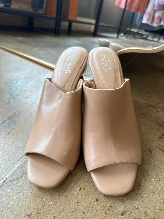 Alfani Shoe Size 10 Tan Heels
