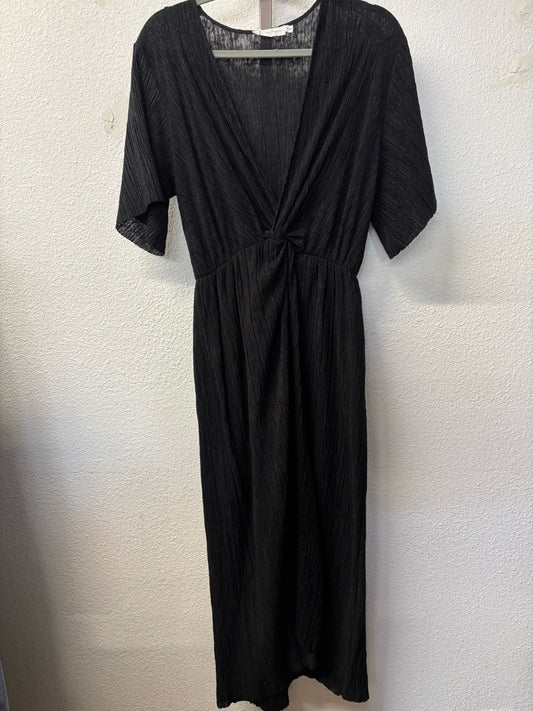 All In Favor Size M Black Pleated Dress