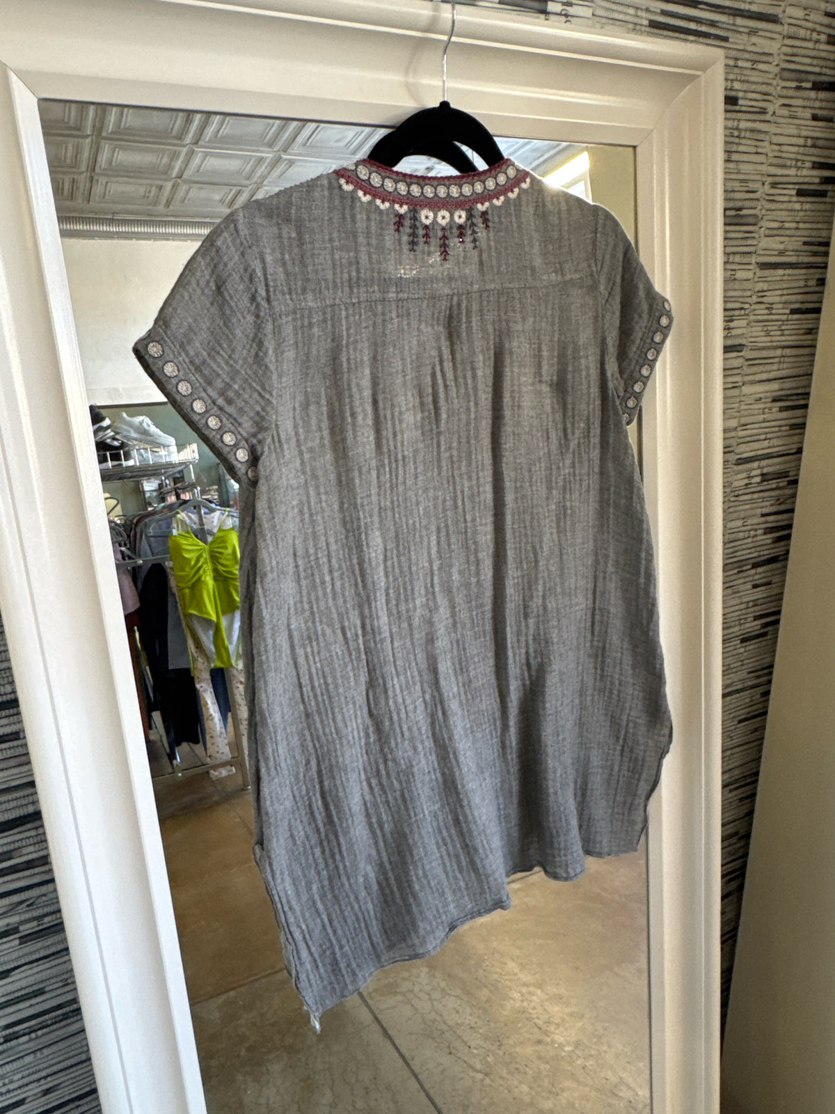 Johnny Was Size XS grey multi Top
