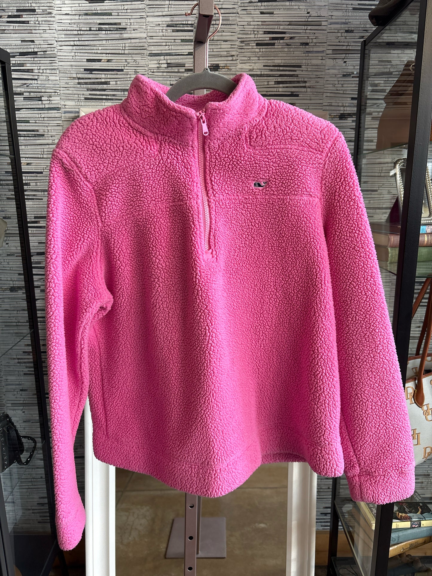 Vineyard Vines Size L Pink Fuzzy Pullover/Hoodie