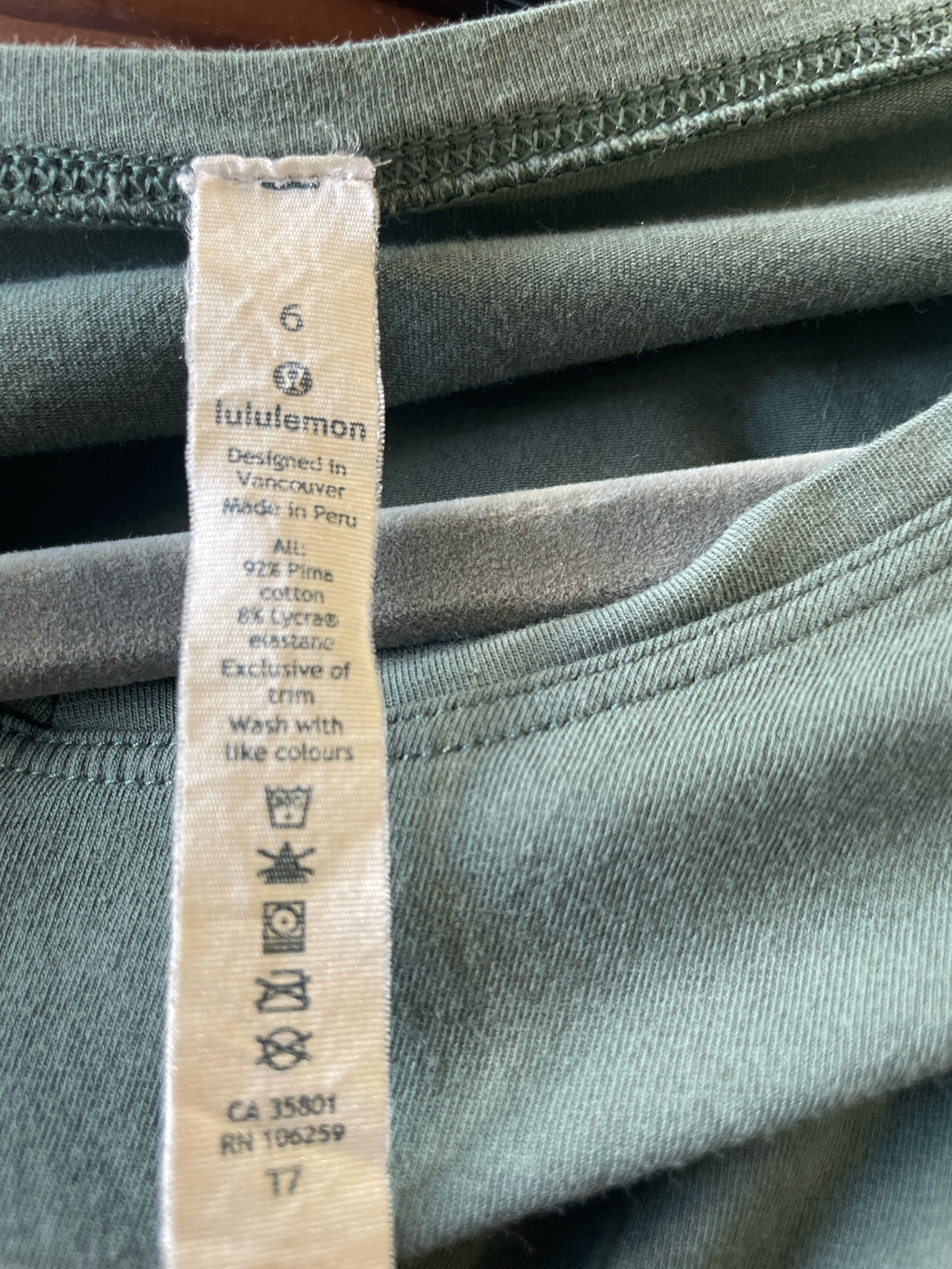 Lululemon Size 6 Green Tops