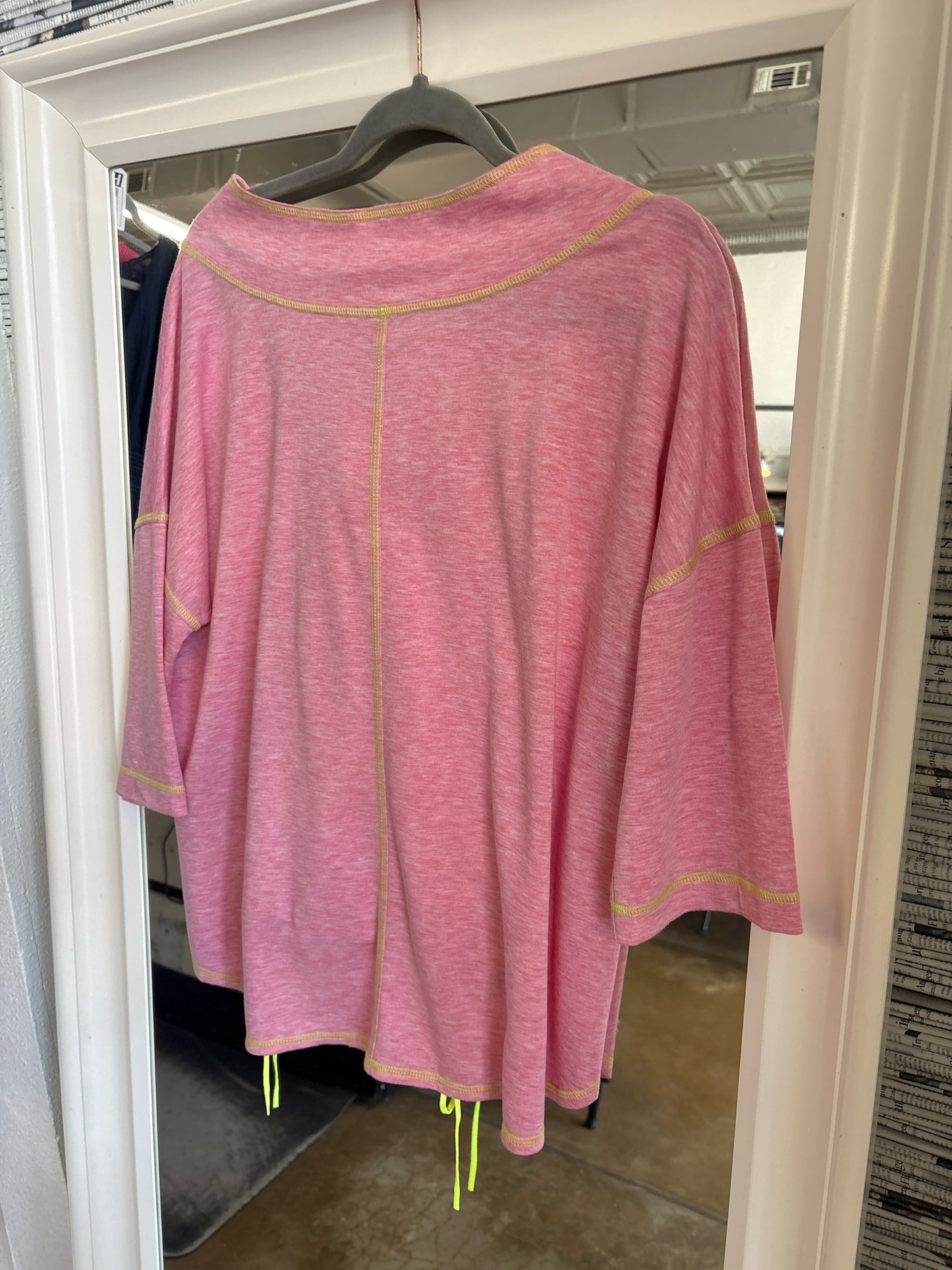 IC by CONNIE K Size S Pink Pullover/Hoodie