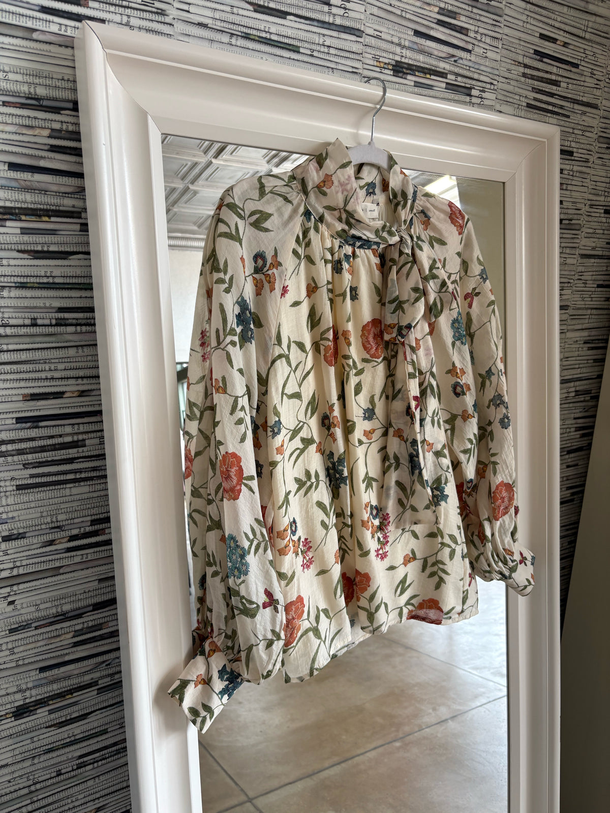 entro Size S Floral Top