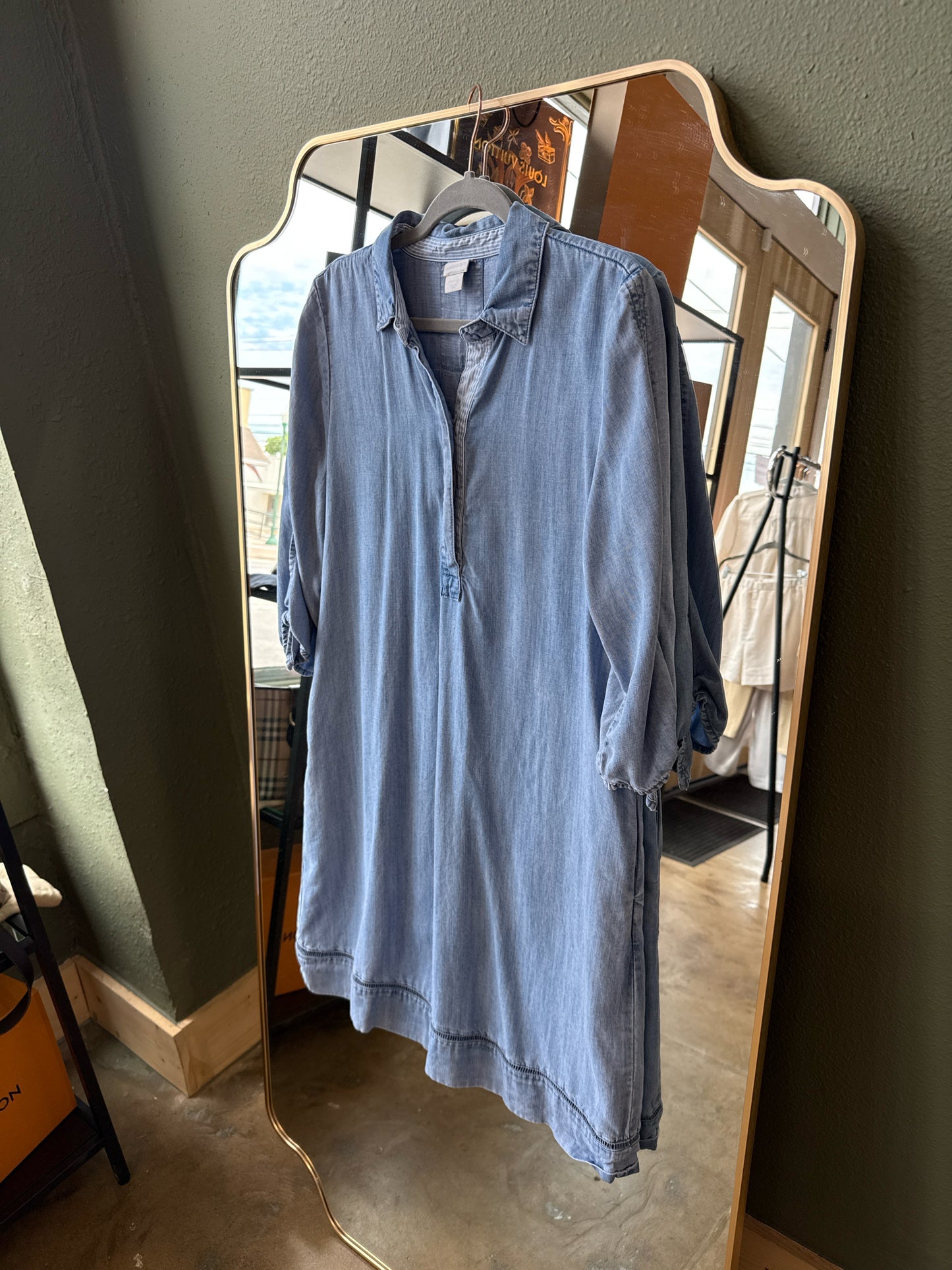 CHICO'S Size M Denim Dress