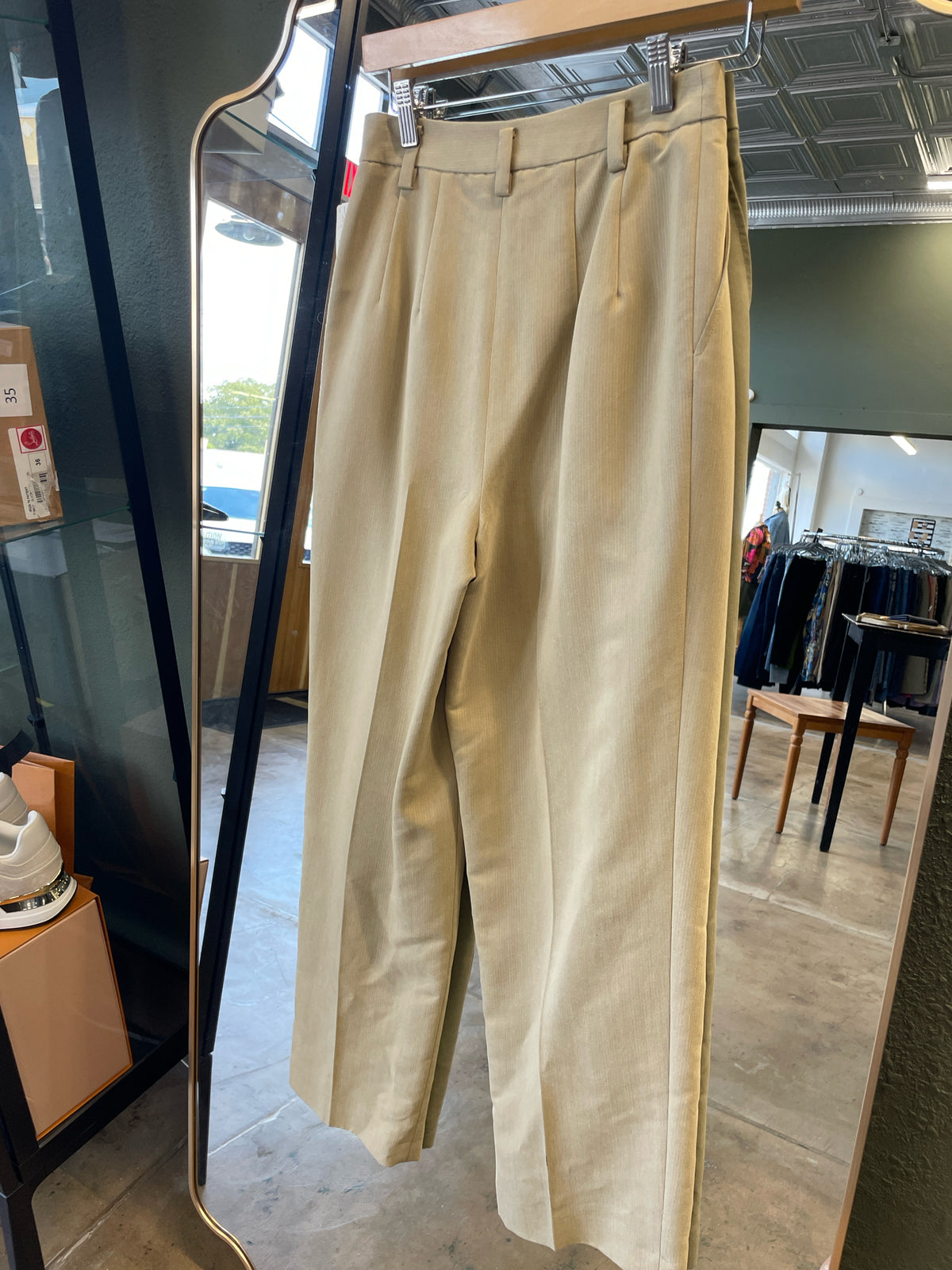 linda allard ellen Size 4 Tan Pants