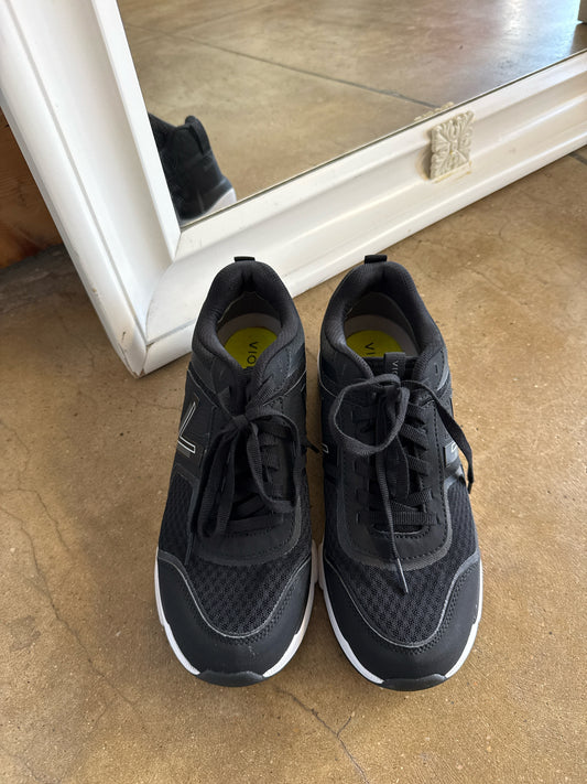 Vionic Shoe Size 9.5 Black Sneakers