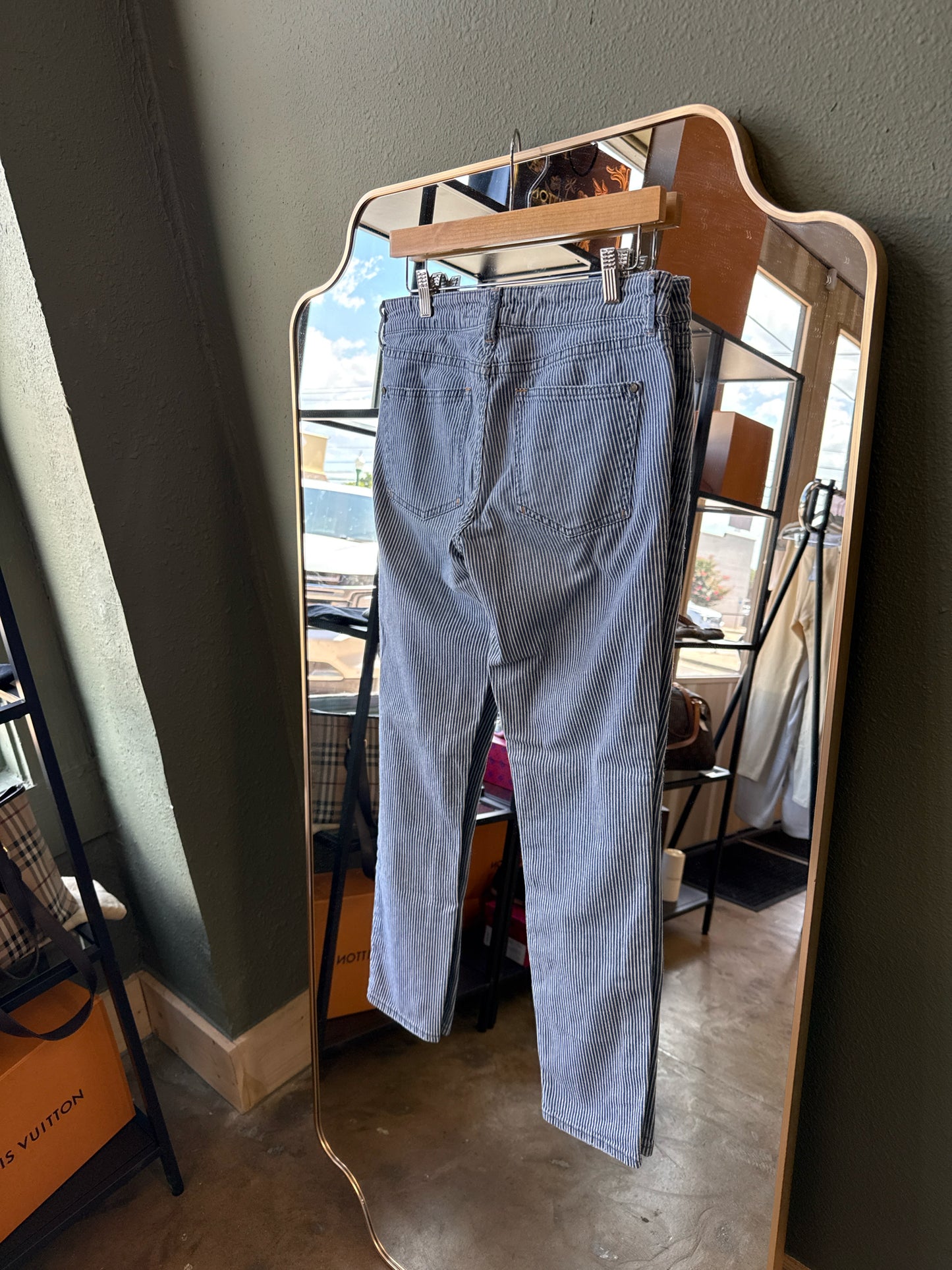 Pilcro and the Letterpress Size 28 Blue/White Pants