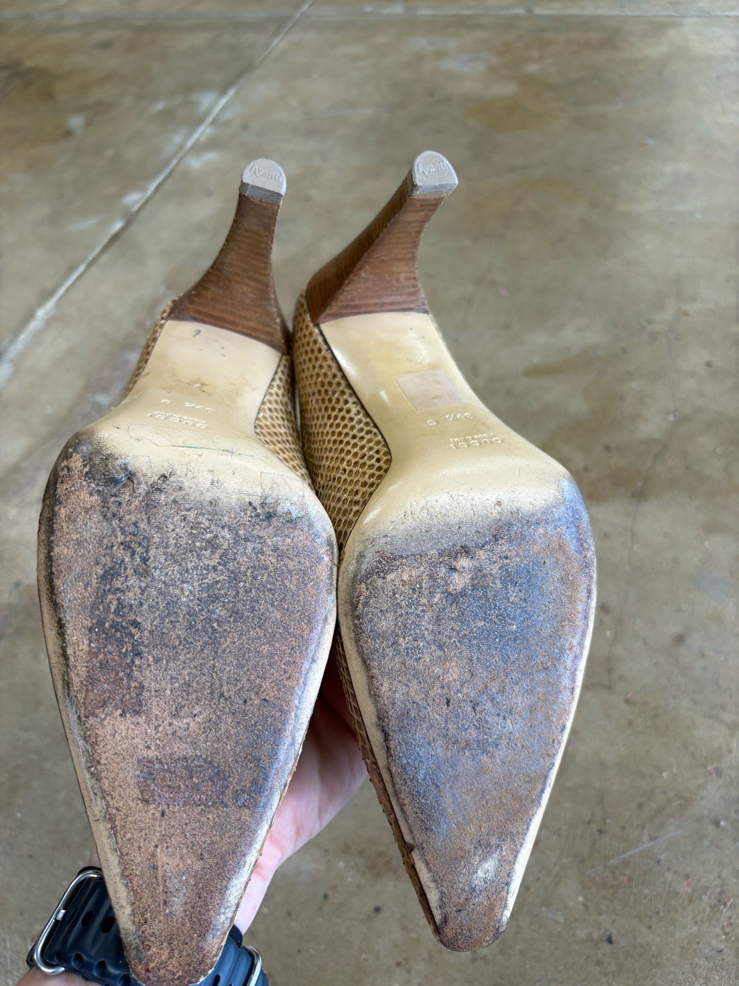 Gucci Shoe Size 39.5 Tan Heels